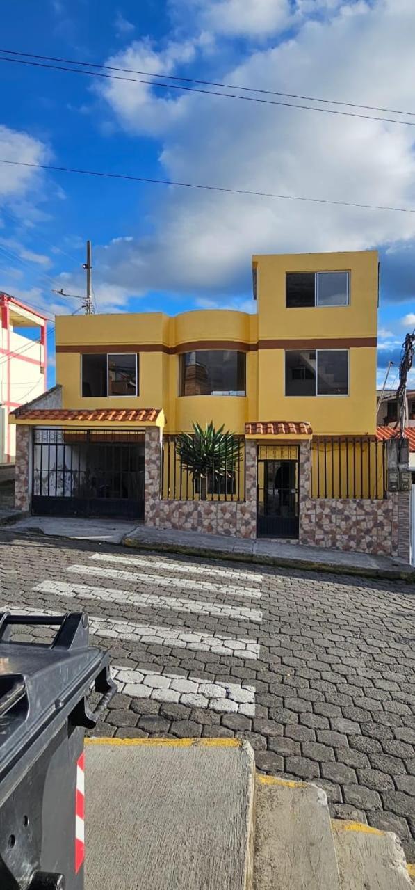 Departamentos La Frontera Apartment *